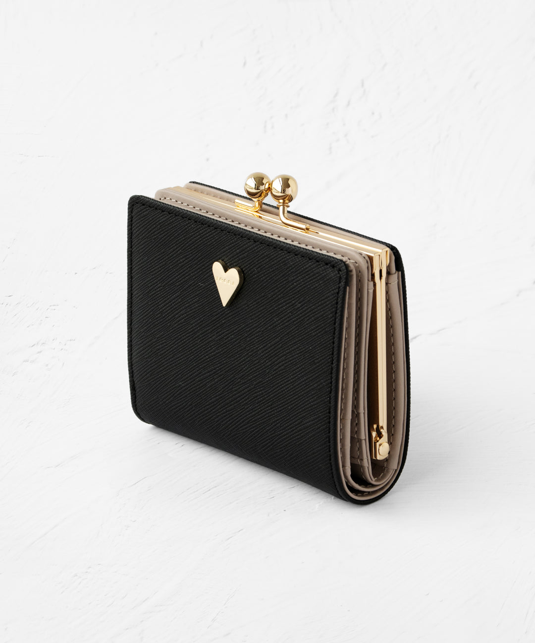 PIECE OF LOVE BIFOLD WALLET – TOCCA OFFICIAL SITE