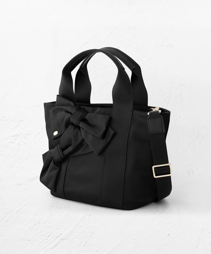 大人百花掲載】T CADEAU TOTE – TOCCA OFFICIAL SITE