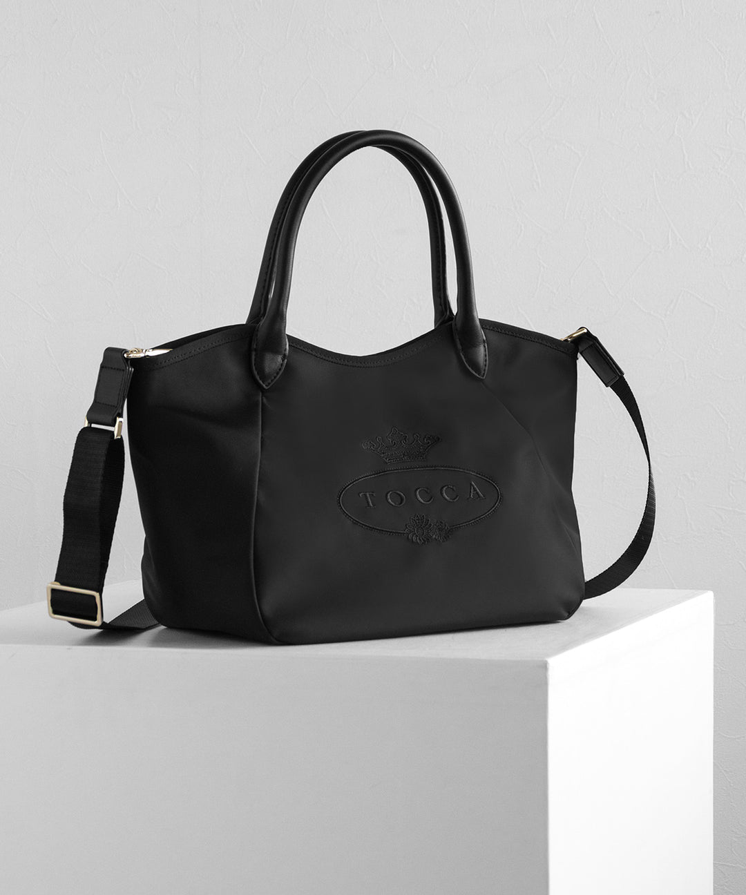TOUCH OF CRESTA NYLON TOTE – TOCCA OFFICIAL SITE