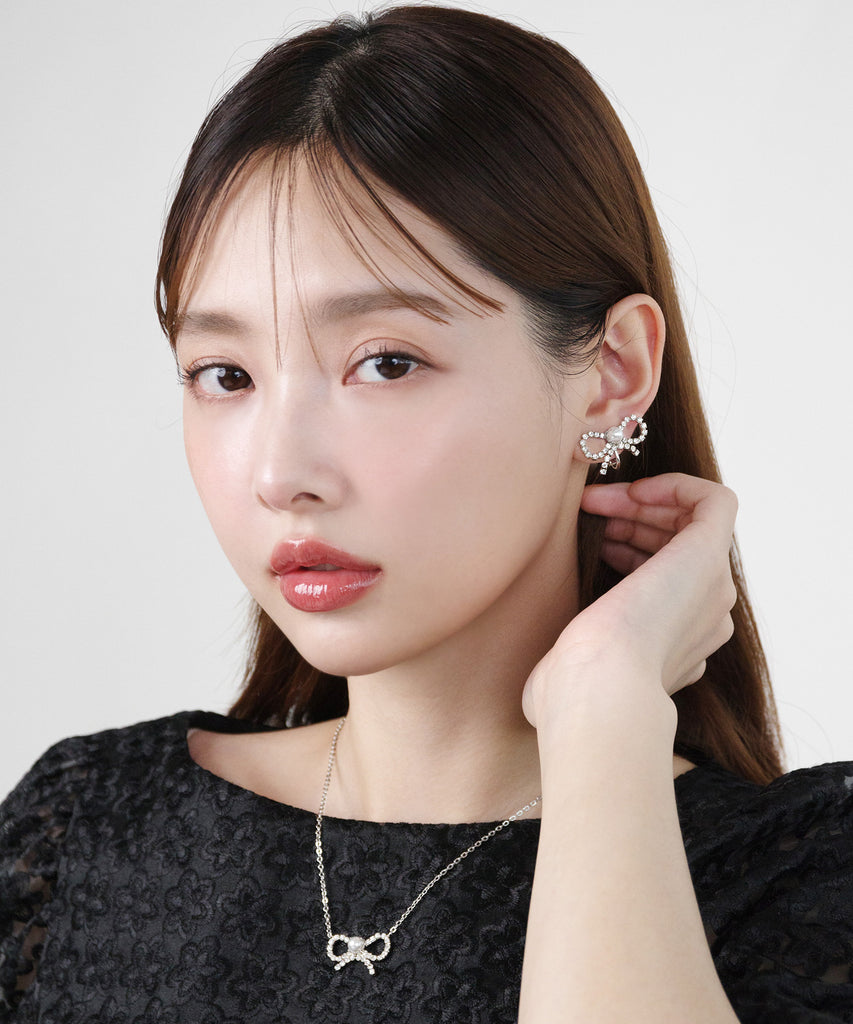 GLITTER RIBBON NECKLACE – TOCCA OFFICIAL SITE