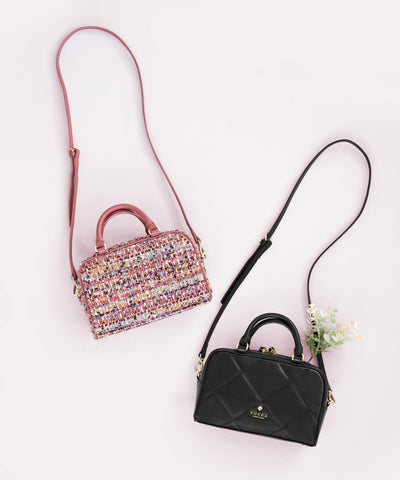 TOCCA トップス　新品未使用　タグ付き 一部カラー撥水】TOCCA LOGO MINIPOUCH BAG ミニポーチバッグ