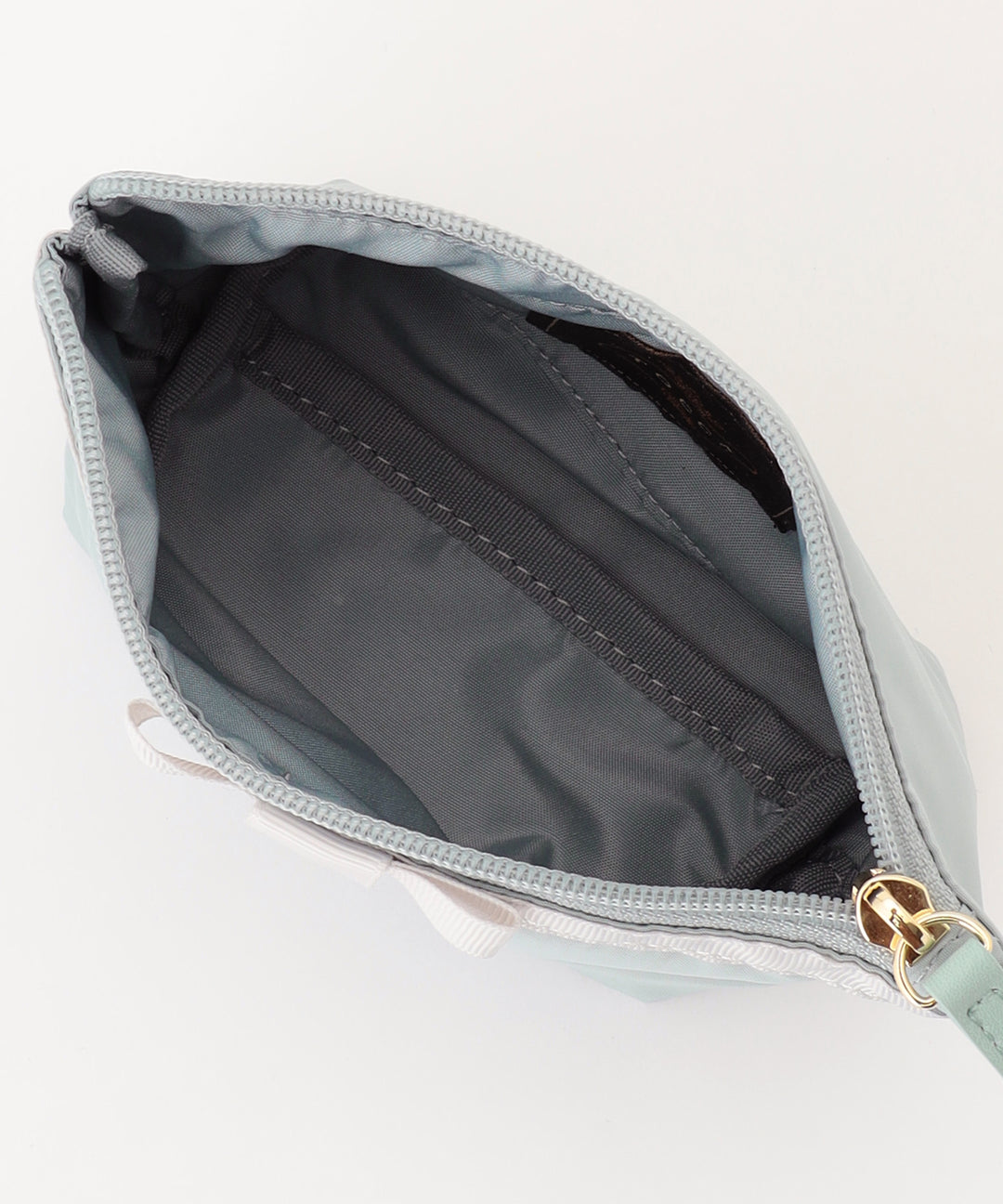 WEB・SOME STORES LIMITED】POINT OF RIBBON POUCH – TOCCA OFFICIAL SITE