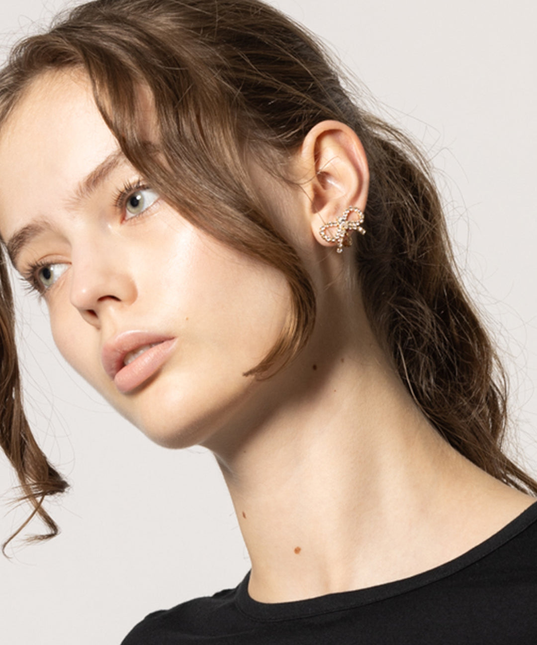 [ANGEODOR] Ribbon Earring ★人気 ★ NM-PRC-215-ERG-24-NOV-1556-