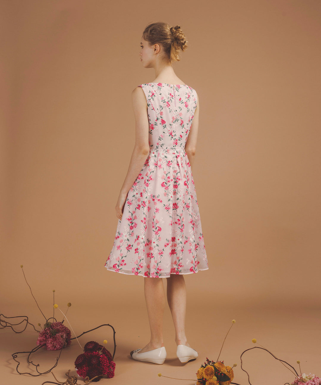 NO THORN ROSE – TOCCA OFFICIAL SITE