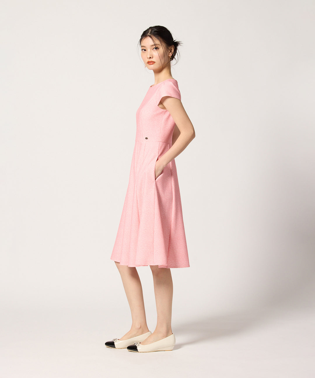 極美品　TOCCA 2021 スノーデイジー　ワンピース　ドレス　お呼ばれ COLOR STORM DRESS – TOCCA OFFICIAL SITE