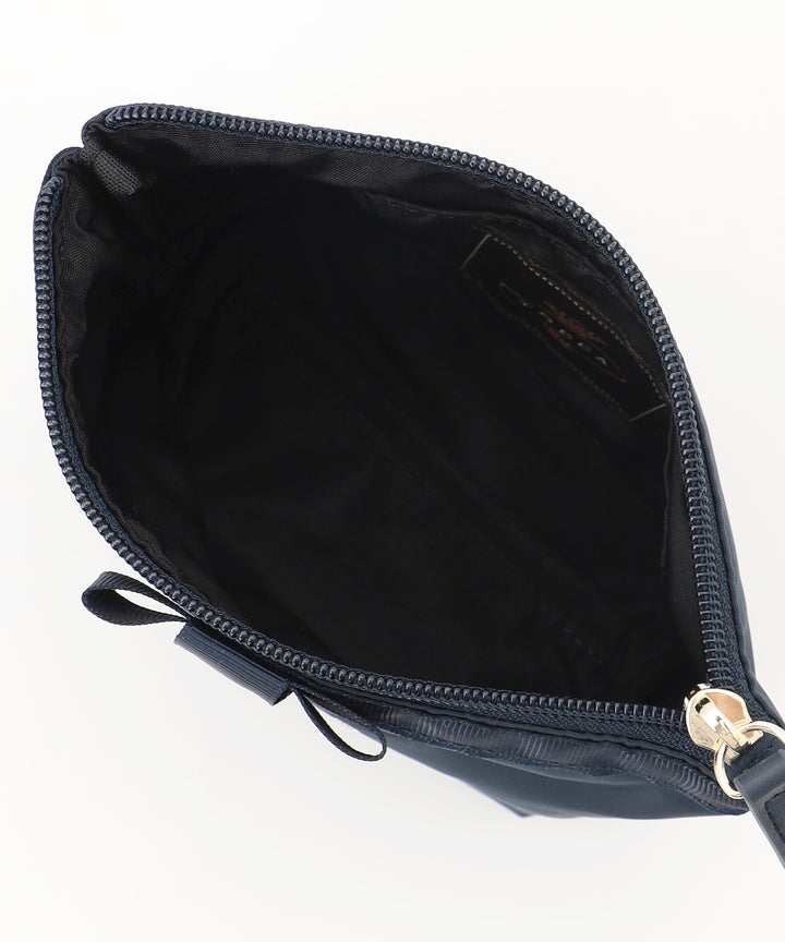 WEB・SOME STORES LIMITED】POINT OF RIBBON POUCH – TOCCA