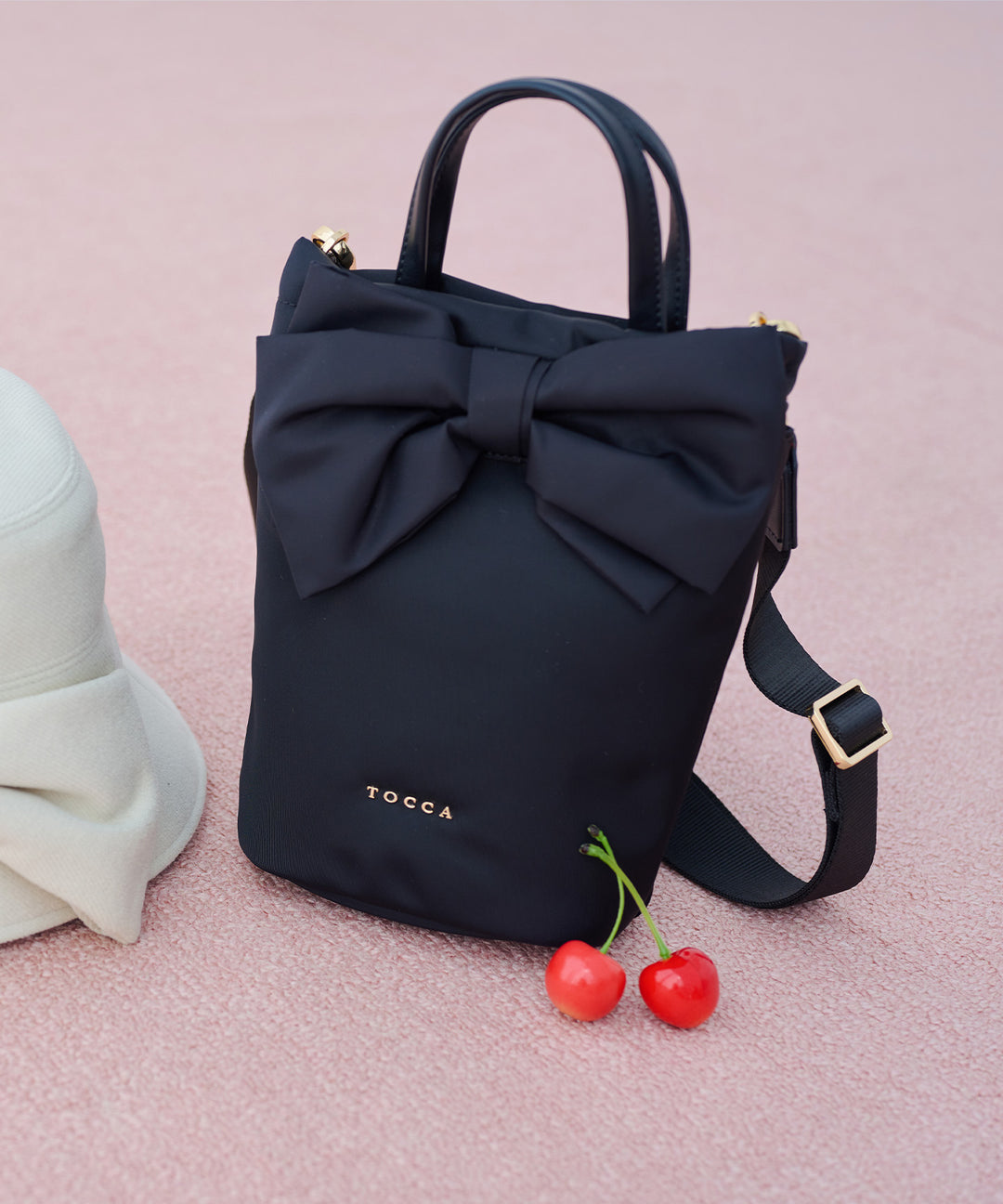 TOCCA ブラック リボンボディバッグ RIBBON KNOT BODY BAG – TOCCA OFFICIAL SITE