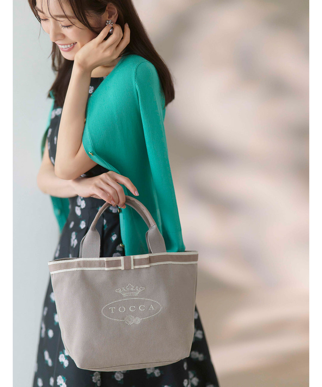 MEMORIES OF TOCCA CANVAS TOTE – TOCCA OFFICIAL SITE