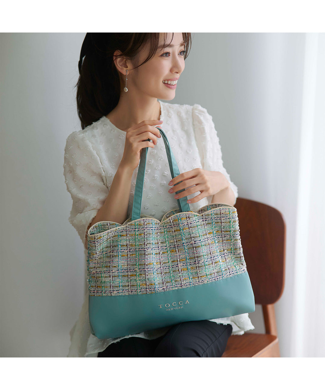 IN A CIRCLE – TOCCA OFFICIAL SITE