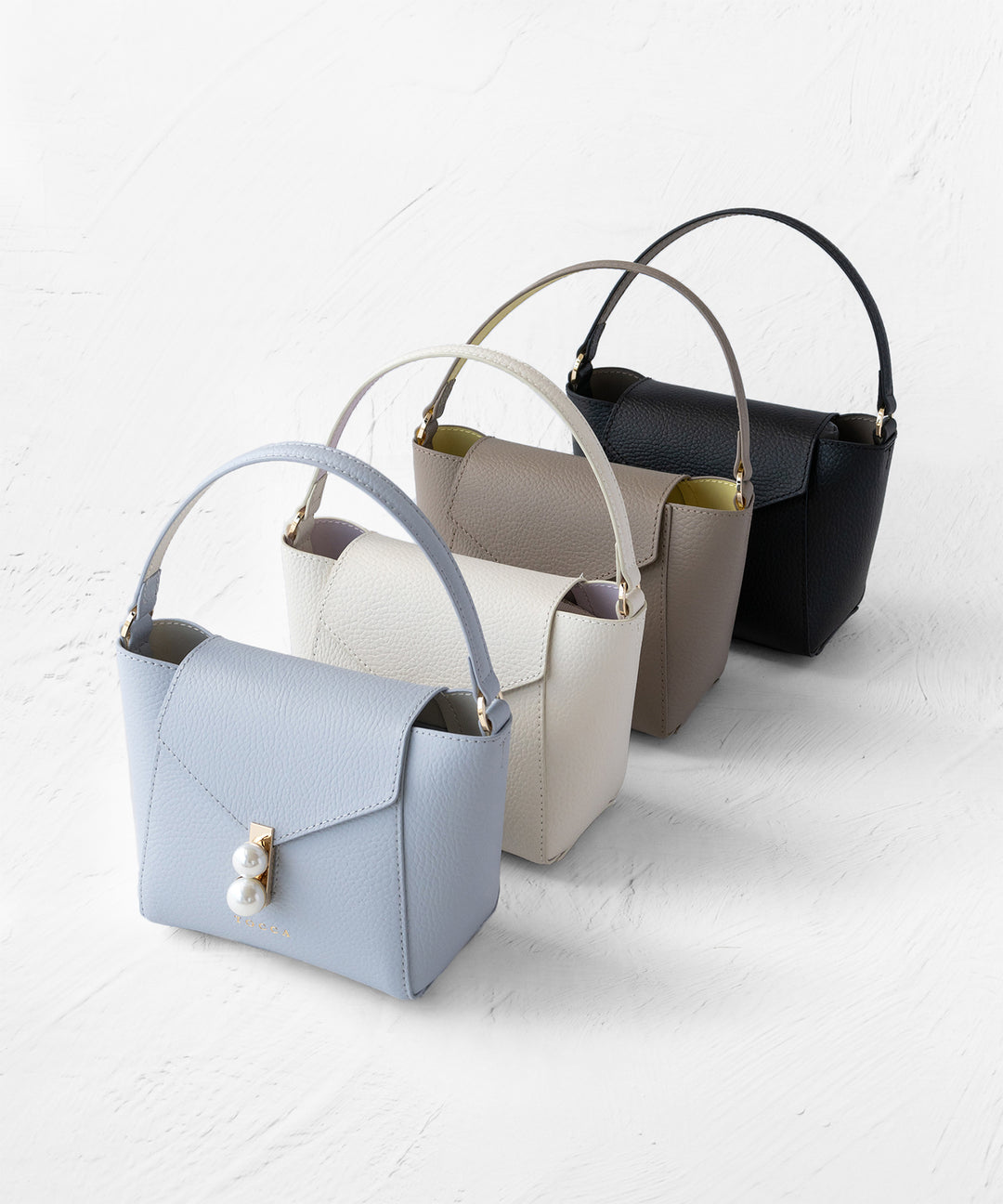 大人百花掲載】INNOCENCE LEATHER POCHETTE – TOCCA OFFICIAL SITE
