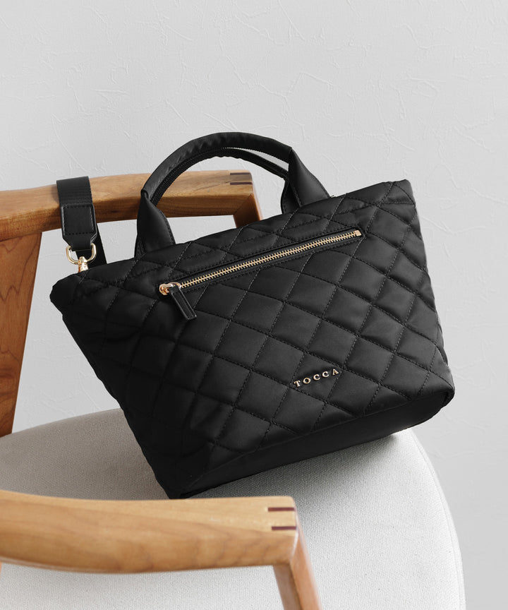 TRACE PAVE FASTENER TOTE – TOCCA OFFICIAL SITE