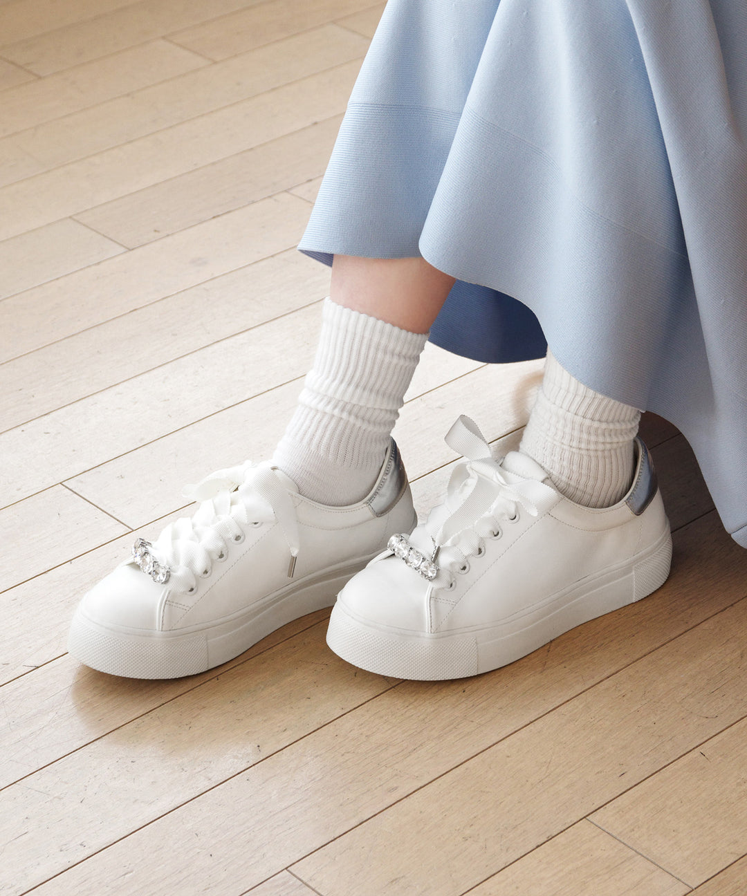 【美品】TOCCA ビジュースニーカー　厚底　軽量 38 24cm 白 BIJOUX SNEAKERS – TOCCA OFFICIAL SITE