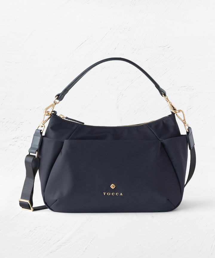 大人百花掲載】PIECE OF CRESCENT NYLONBAG – TOCCA OFFICIAL SITE