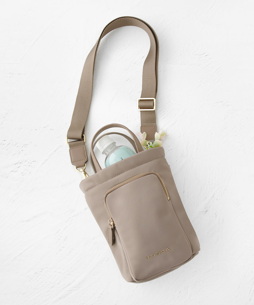 バッグ TOCCA COLLIS NYLON MULTIBAG COLLIS NYLON MULTIBAG – TOCCA OFFICIAL SITE