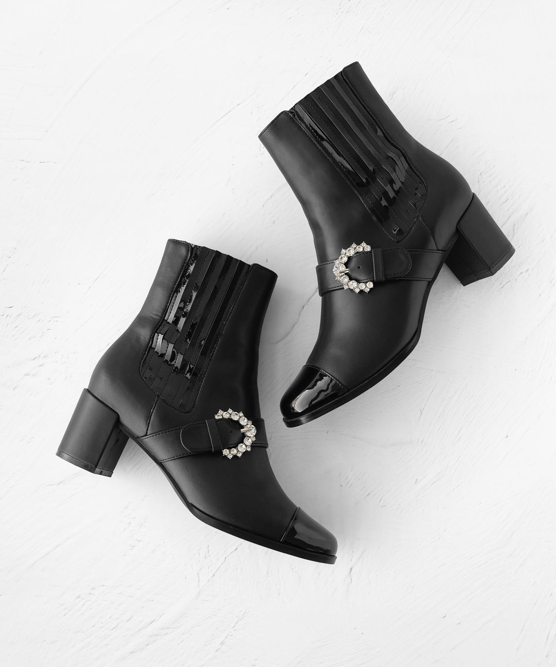 【TOCCA】BIJOUX BUCKLE SIDEGOREBOOTS / ブーツ BIJOUX BUCKLE SIDEGOREBOOTS – TOCCA OFFICIAL SITE