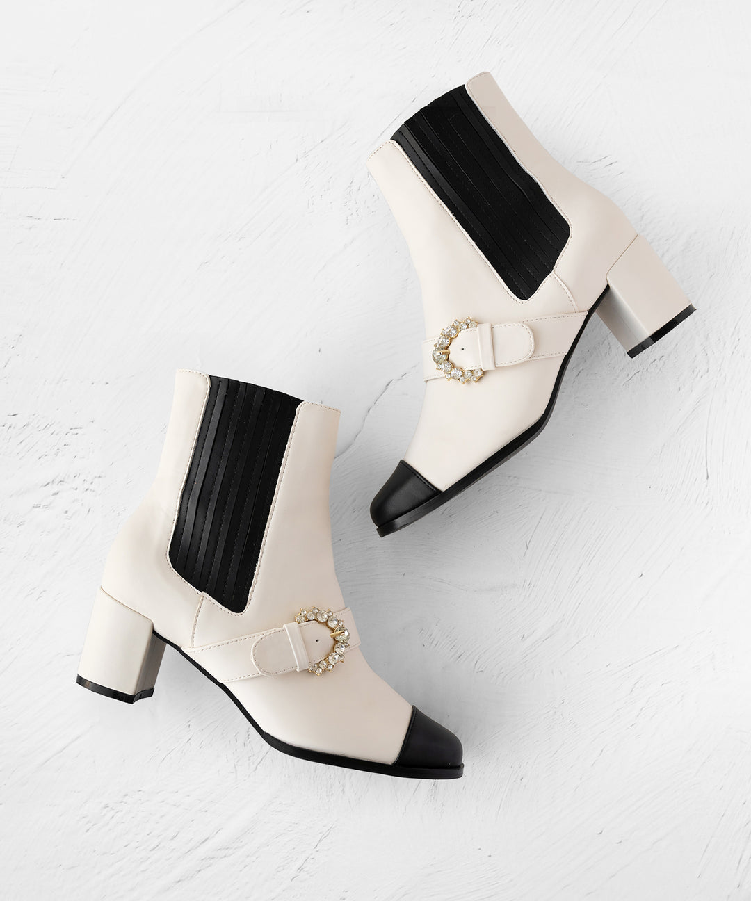 【TOCCA】BIJOUX BUCKLE SIDEGOREBOOTS / ブーツ BIJOUX BUCKLE SIDEGOREBOOTS – TOCCA OFFICIAL SITE