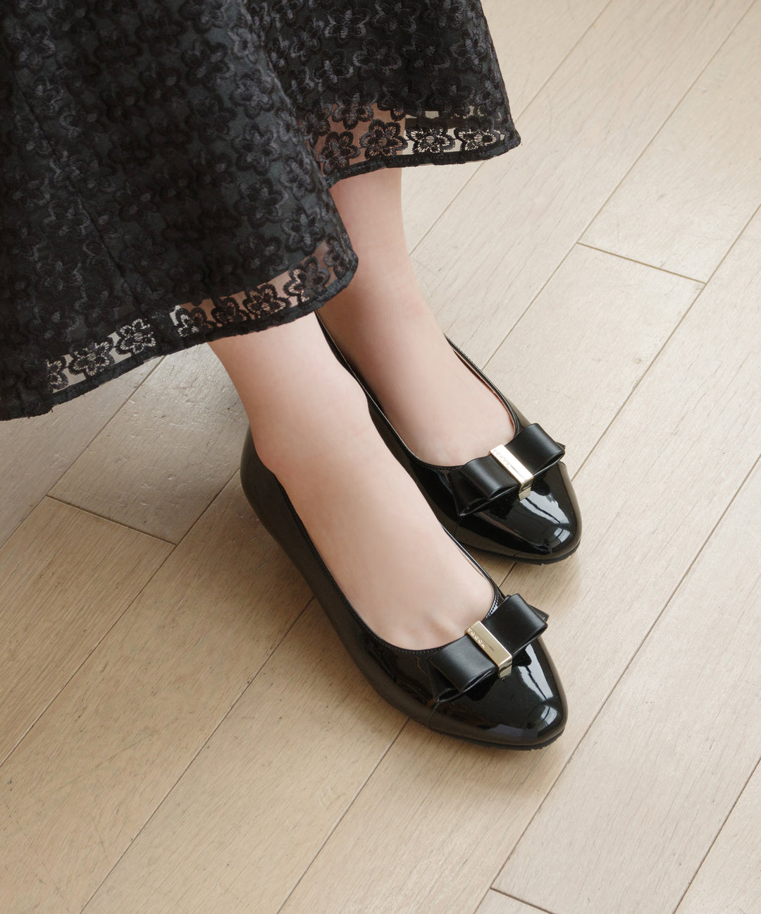 PAIR OF KNOT RAINPUMPS – TOCCA OFFICIAL SITE