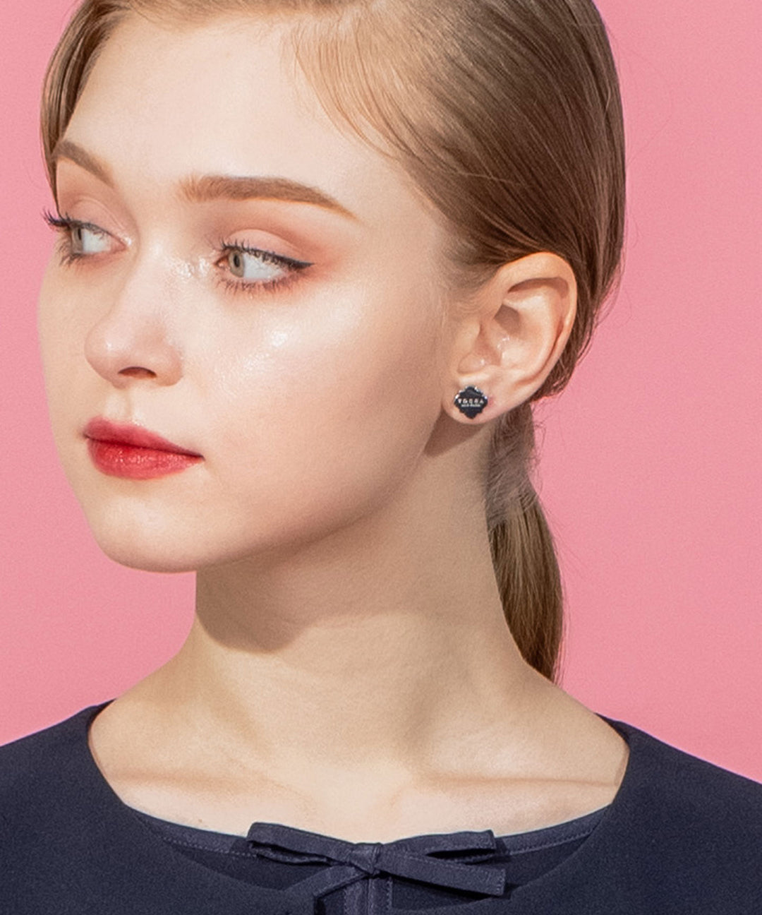 LOGO CLOVER STUD PIERCED EARRINGS – TOCCA OFFICIAL SITE