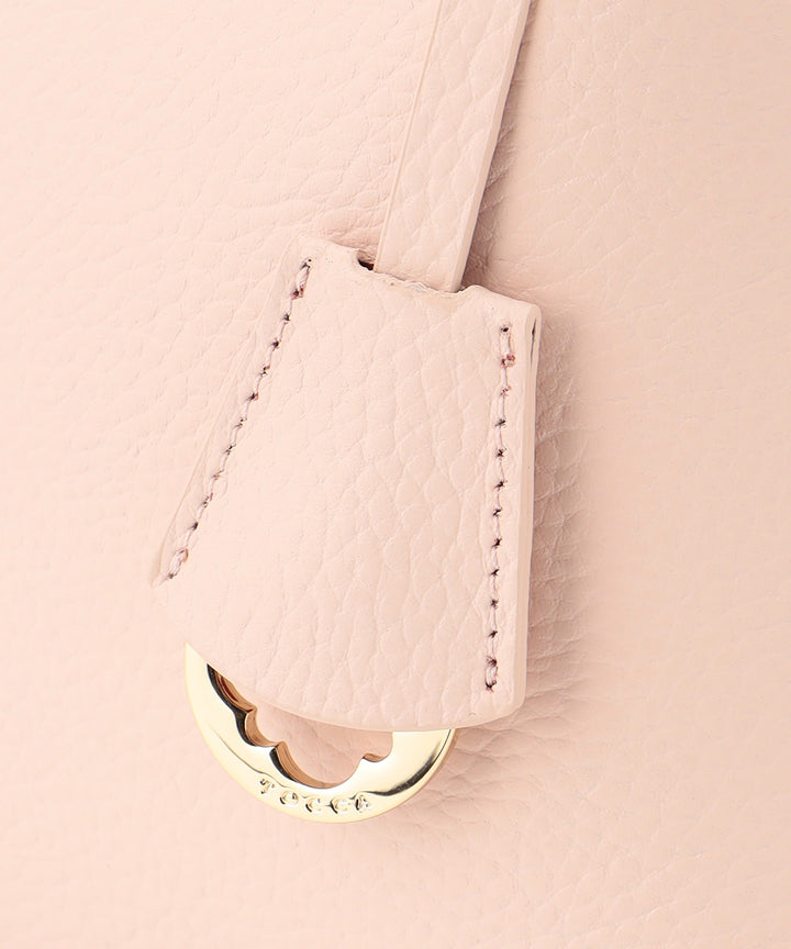 MELODY LEATHER POCHETTE ポシェットバッグ　グレー ジュ